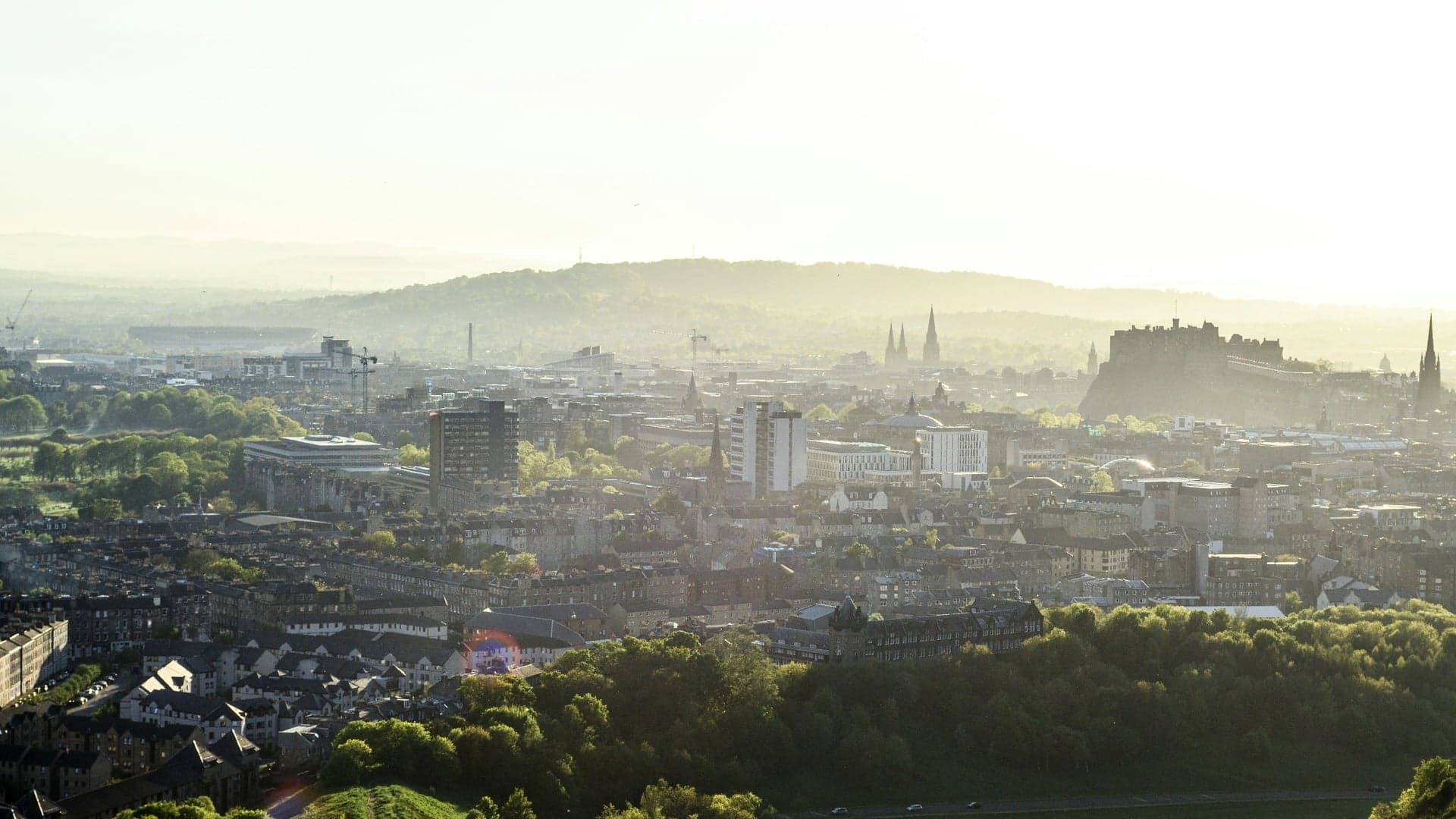 Edinburgh cityscape - Find secure storage facilities and self-storage units in Edinburgh